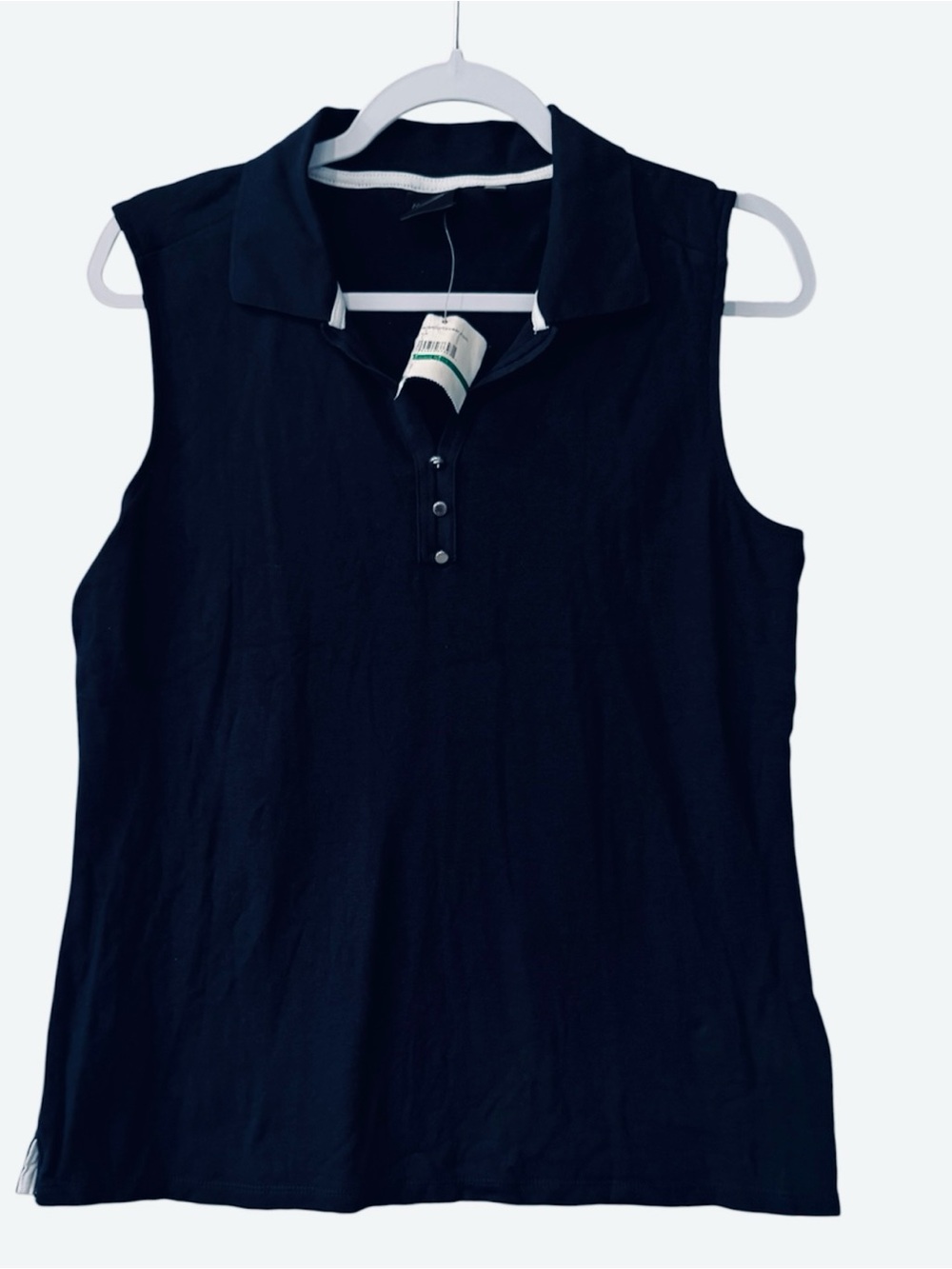 NWT Rafaella women’s Large sleeveless blue Polo Shirt with a 3 button design